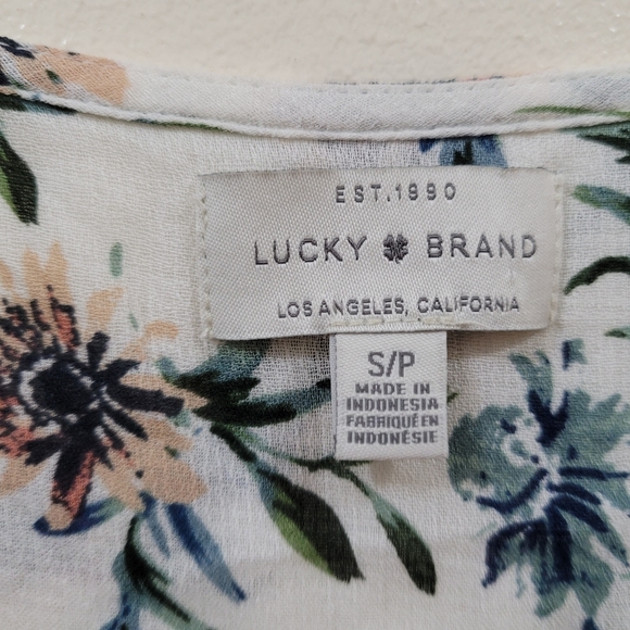 Lucky Brand Floral top - Picture 5 of 11